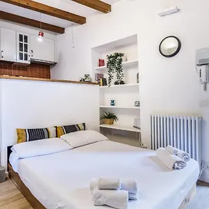 https://secret-navigli-suite.it-lombardy.com