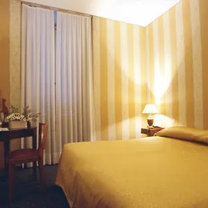 https://orange-garden-bb.it-romehotels.com
